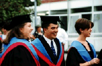 �w�����[�E�J���b�W�E�R�x���g���[