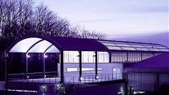 �~�h���Z�b�N�X��w�C���^�[�i�V���i���t�@���f�[�V�����v���O����