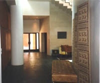 �l�[�U�[�z�[���E�C���^�[�i�V���i���E�J���b�W