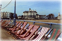 �c�C���E�C���O���b�V���E�Z���^�[�E�C�[�X�g�{�[��