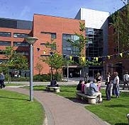 �E�H���o�[�n���v�g����w